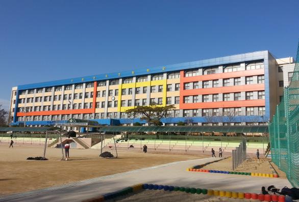신곡초등학교.jpg